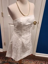 Jacquard Floral Embossed White Wedding Dress Short Strapless Size US 6  & Bow 