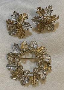 Sarah Coventry "Garland"  Silver Gold Tone Leaves Pin & Clip Earrings Set 1968