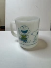VTG 1958 Charlie Brown Snoopy Schulz Milk Glass Fire King Anchor Hocking Mug EUC