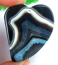 43x35x5mm Black and Blue Stripes Druzy Geode Agate Heart Pendant Bead AD68315