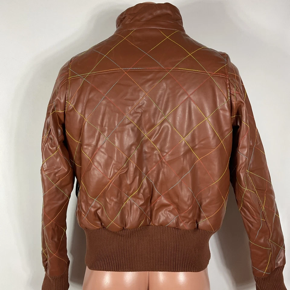 Chaqueta de bombardero y2K Coogi para mujer marrón imitación cuero moto arco iris a cuadros palanca L Foto 2 de 4