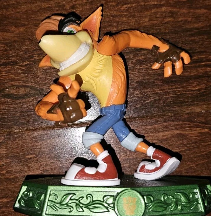 ゲームキャラクター Skylanders Imaginators Crash Bandicoot s-l1200.jpg