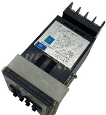 EXTECH INSTRUMENTS 48MX RT505 TEMPARATURE CON...