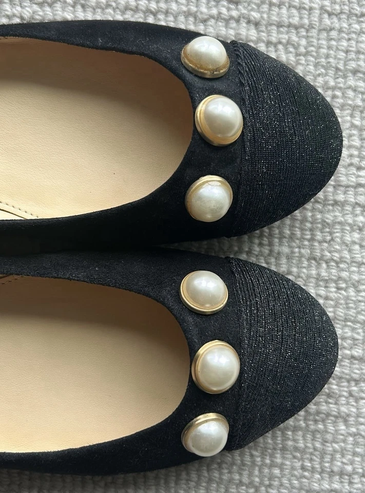 ZAPATOS PLANOS DE BALLET IVANKA TRUMP TALLA 7 M GAMUZA NEGRA CON PERLAS USADOS EN EXCELENTE ESTADO Foto 2 de 4
