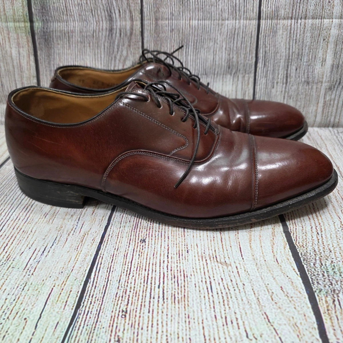 Johnston & Murphy Leather Upper Solid Dress Shoes for Men 