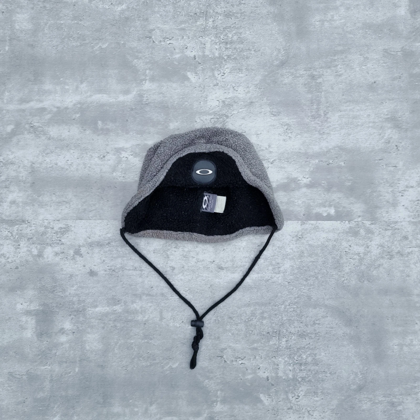 Vintage 00s Oakley Software Moscow Trapper Hat One Size Black Grey