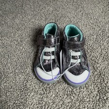 NWT See Kai Run Basics Belmont II Toddler Pewter Shine Metallic Sneakers Size 5