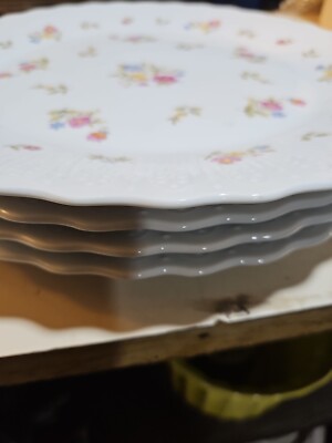SET 4 Paris By Wellin THE ROSE Porcelain DINNER 10.5'' Plate Scalloped Edges