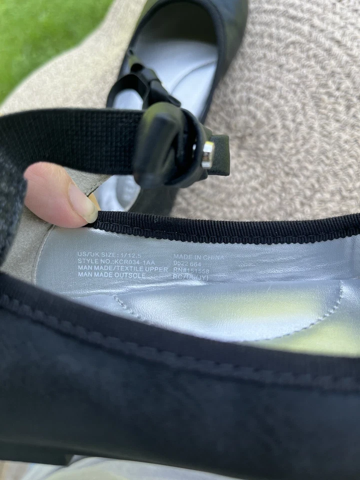 Kenneth Cole REACTION 女孩紫色蝴蝶结 — 第 4/4 张图片