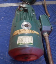SUMITOMO CYCLO 3 PHASE 3/4 HP 4P TYPE TC-F/ CMB-1 43:1 RATIO BRAKE GEAR MOTOR