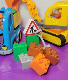 LEGO Duplo Truck and Excavator 10812 Complete set Retired NICE 