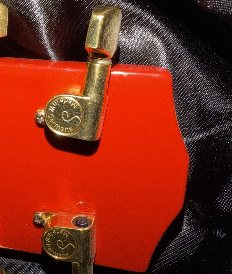 Guitarra Eléctrica Carvin DC200K 1983 Estéreo EE. UU. Kahler Trémolo Rojo De Colección Foto 3 de 4