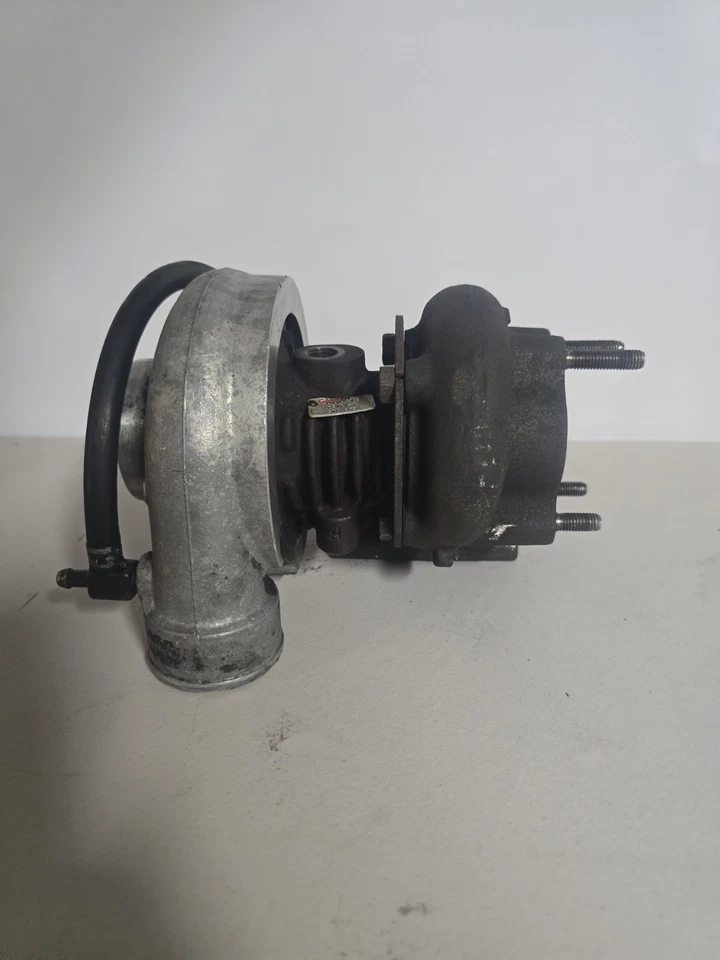 Turbo original de motor 200 Tdi - Defender 1991 (necesita ser reconstruido) Foto 3 de 4