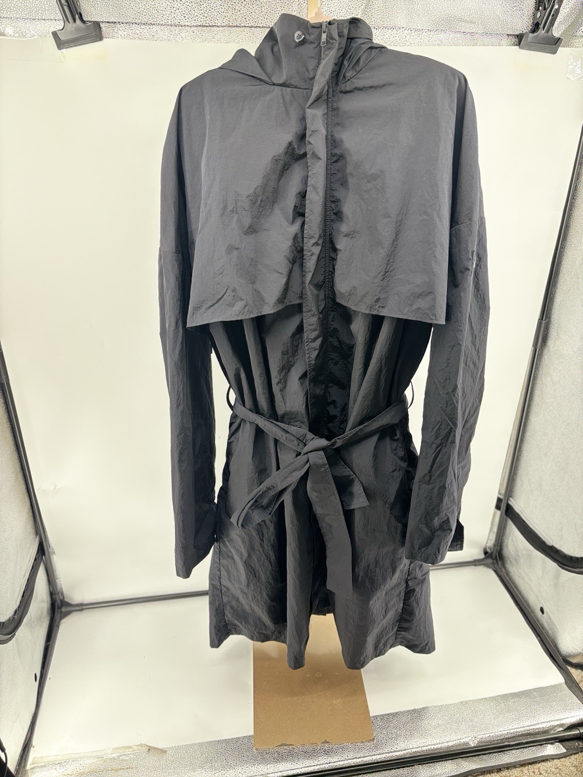 ALO Yoga Crinkle On The Move Black Trench Coat Womens Unisex Size XXL