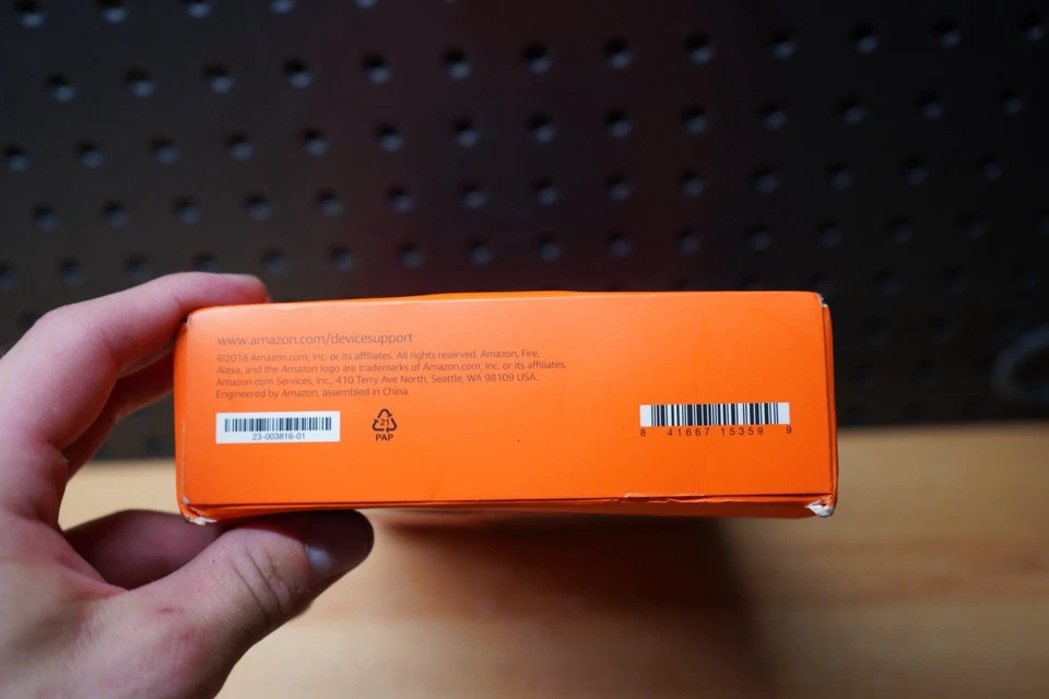 (Z) BRAND NEW Amazon Fire HD 8 Show Mode Dock for 7th Gen Fire HD 8 Tablet - Image 3 of 4