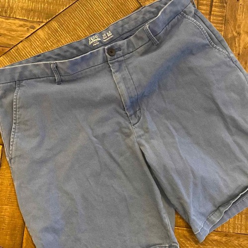 Izod Saltwater Mens chino flat front 