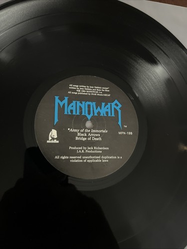 MANOWAR 'HAIL TO ENGLAND' UK Press MFN-19 VINYL LP 1984 & LYRIC INNER -VG ++ - Picture 7 of 10