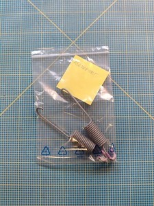 AEG Waschtrockner L9WS87609 Feder Bottisch Aufhängung  set 2 Stück 1327684005