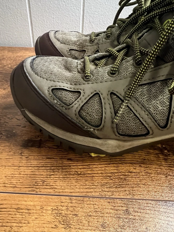 Women's Size 8 Merrell Performance, Dusty Olive Form 2 Hiking Shoes - Image 3 of 4