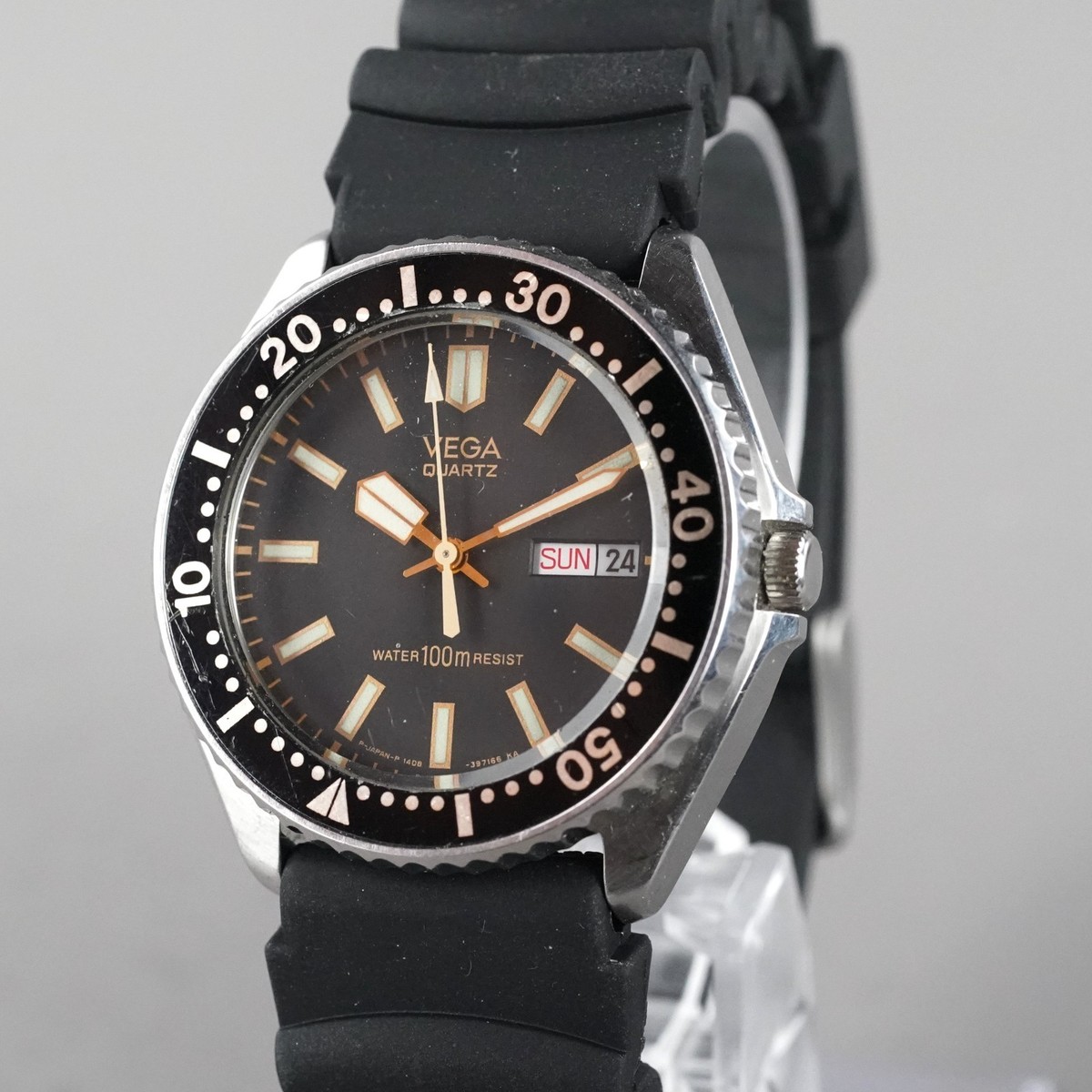 Citizen VEGA 1993 Men's Watch Diver 40mm Vintage 1408-394551 New