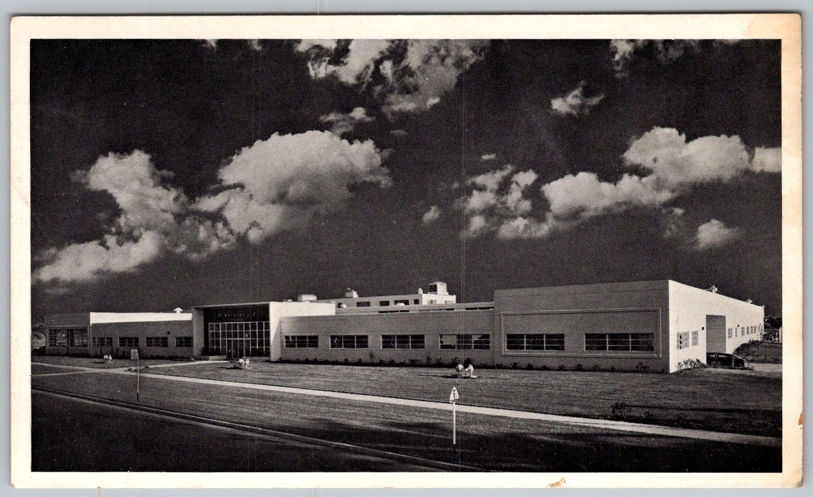 Vtg Postcard Wm Wrigley Jr Factory Santa Cruz, CA 1940s