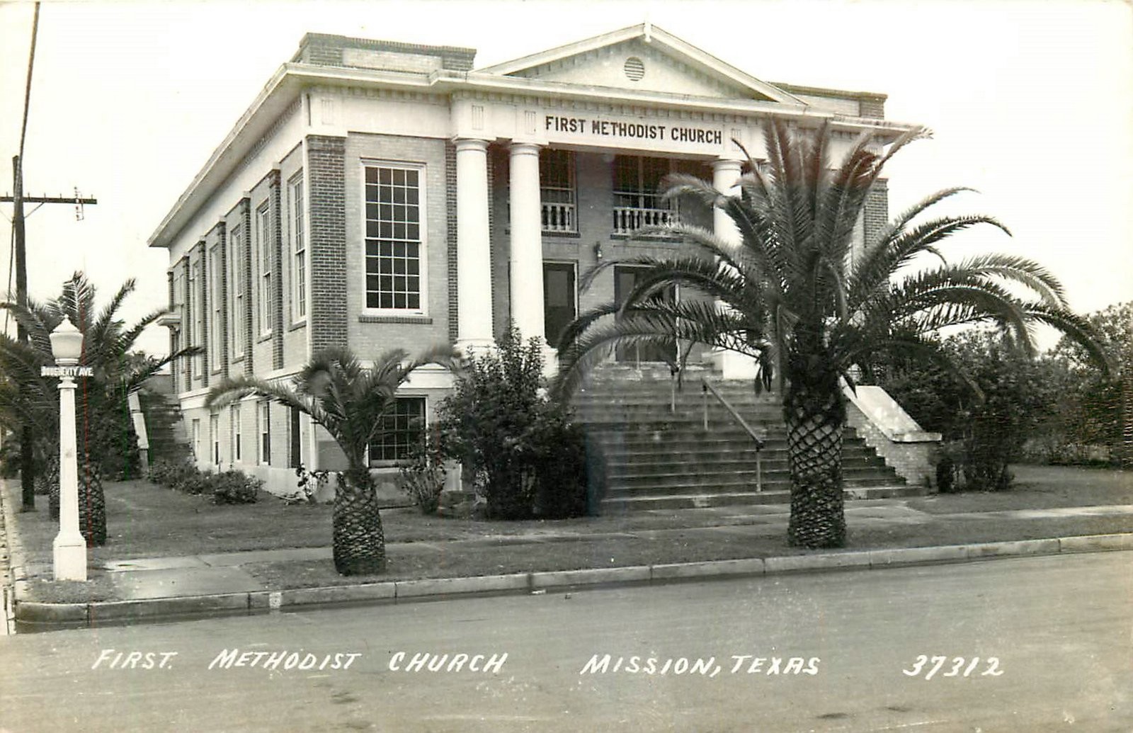 1940s Mission Texas 1st Methodist Church religion Cook RPPC Postcard 25-6802