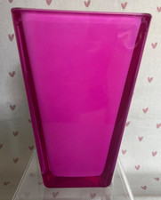 Vaso moderno in vetro quadrato rosa brillante interno bianco altezza 17 cm
