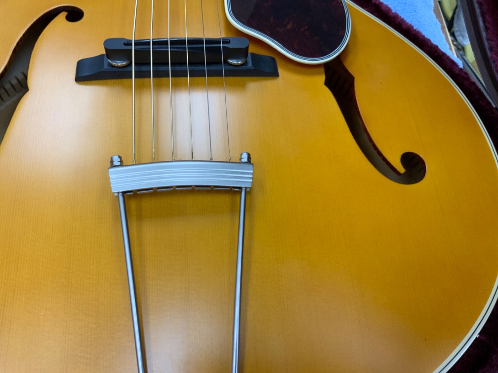 Epiphone Century master built Deluxe 6 string acoustic/electric guitar