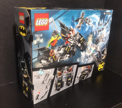 LEGO DC Universe Super Heroes Mr. Freeze Batcycle Battle Set