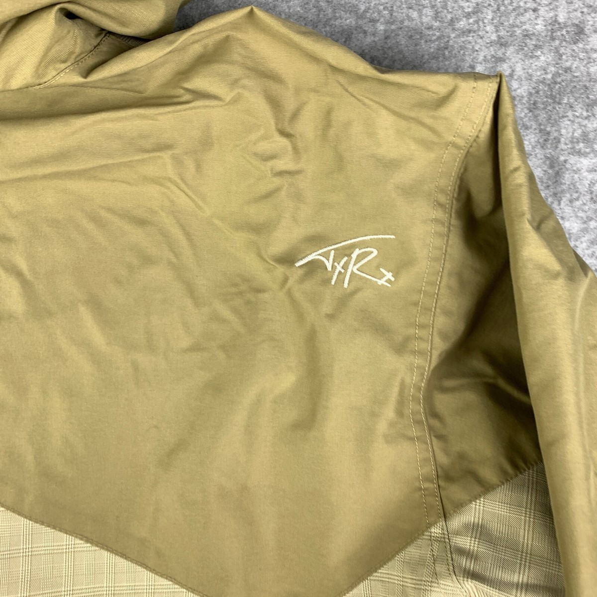 Vintage Quiksilver Jacket Men Medium Tan Snow 5000 Vintage Quiksilver Jacket Men Medium Tan Snow 5000