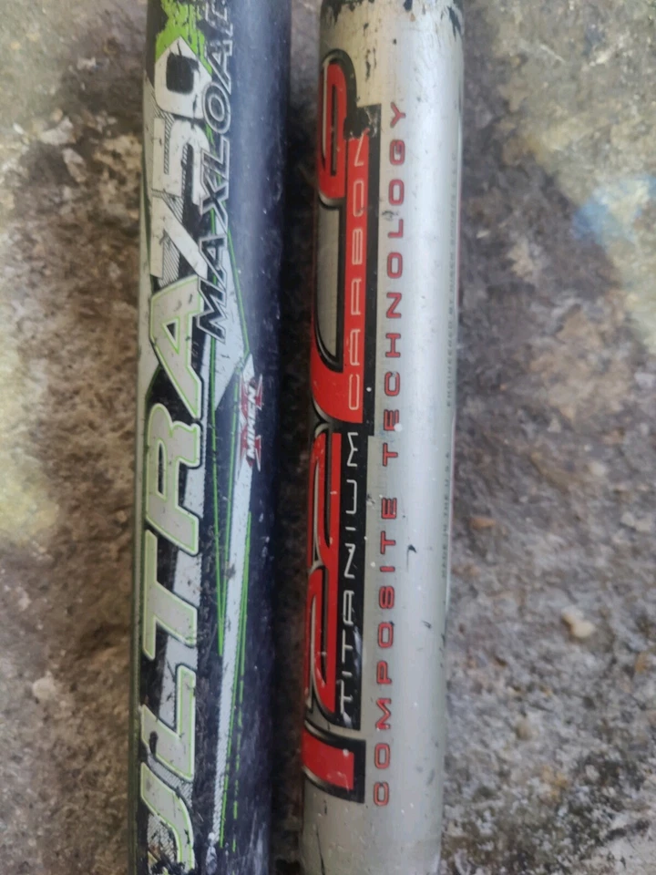 Bate Softbol S/P Uno es Titanio y otro es Compuesto  Foto 3 de 4