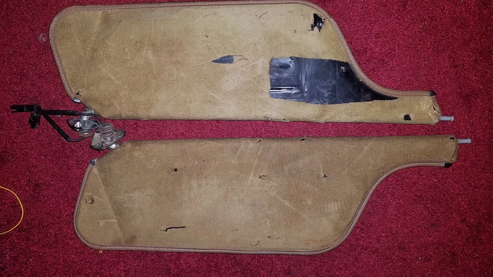 Pair, working Beige Sun Sun Visors off 1978-1984 Buick Electra Park Ave (box A) Foto 4 de 4