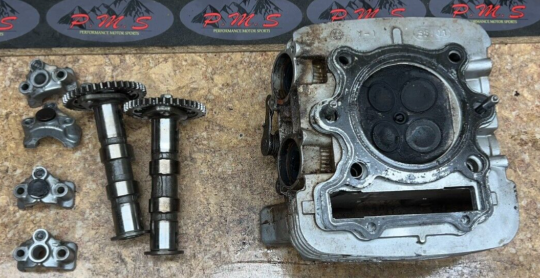 1986 Yamaha XT350 Engine Motor Cylinder Head Valves Spring Top End XT