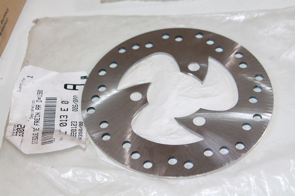 Disque de frein 190mm Peugeot résout les vibrations arrière sur Vivacity Jet TKR