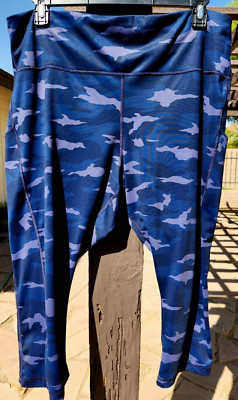 Athleta Ultimate Stash Pocket Blue Camo Capri Yoga Fitness Pants 3X