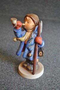 hummel boy with horn