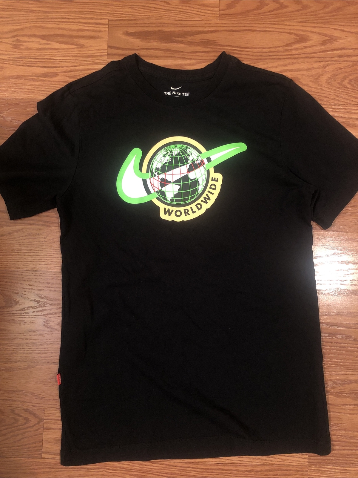 nike worldwide t shirt