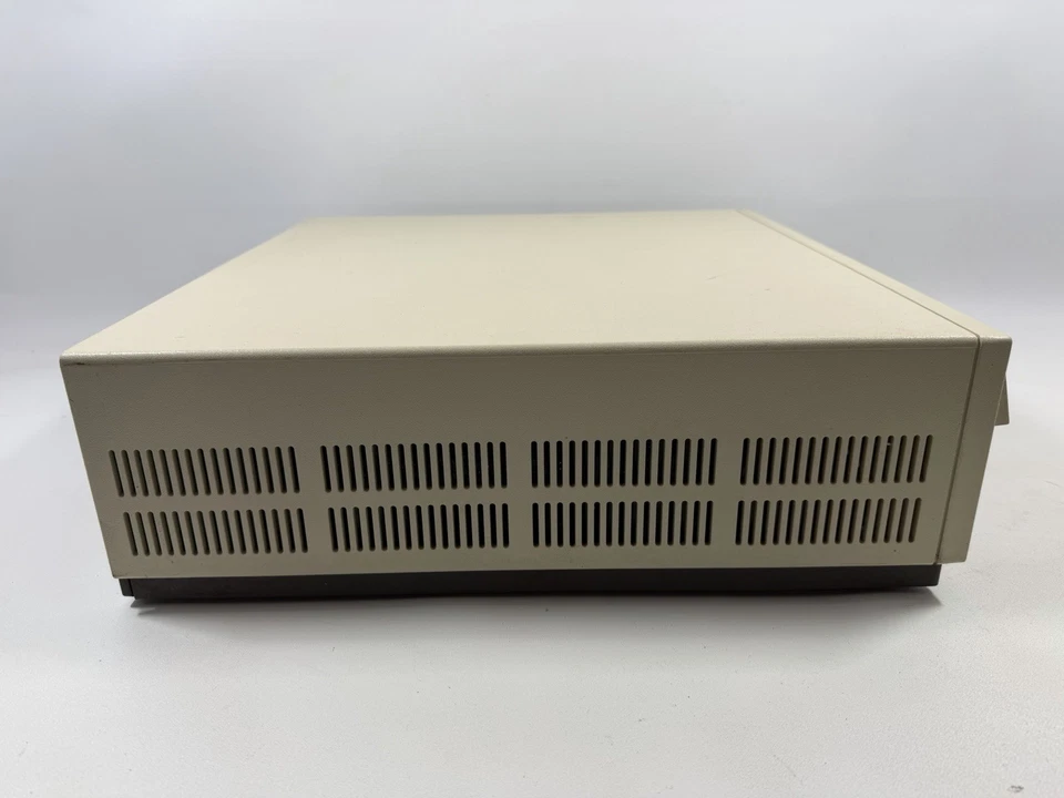 Computador pessoal IBM PS/2 modelo 90 XP 486 tipo 8590-0L9 antigo não testado - Imagem 3 de 4