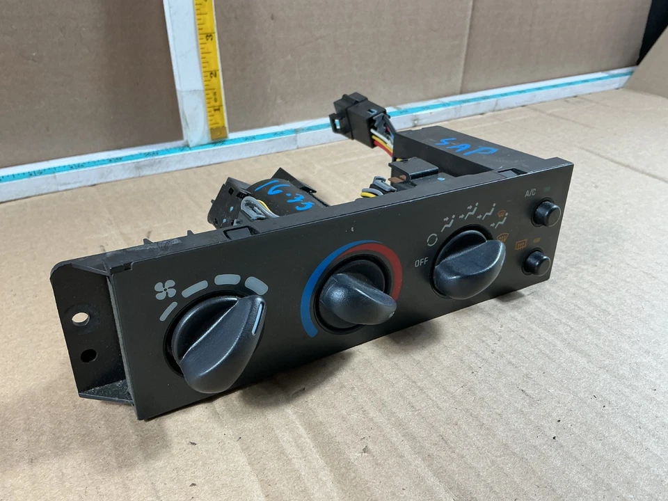 1995-1997 Chevrolet Cavalier aquecedor CA unidade de controle climático de temperatura - Imagem 3 de 4