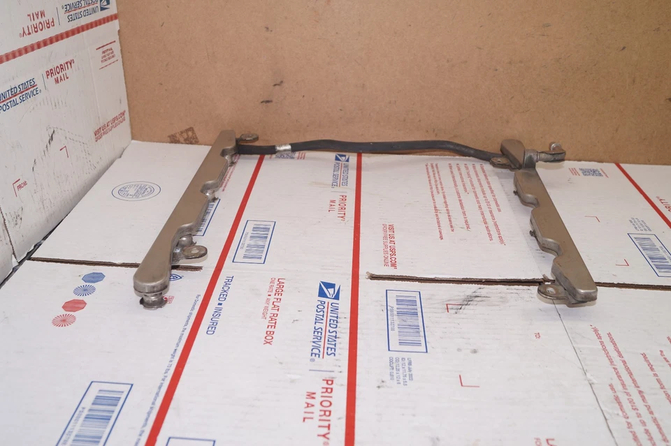 09-14 Ford E150 E250 E350 4.6L 2v SOHC riel de combustible 9L3E-9F792-DC furgoneta Econoline OEM Foto 2 de 4