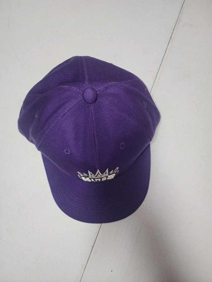 Sombrero ajustable Reebok Sacremento Kings púrpura para hombre NBA NUEVO CON ETIQUETAS Foto 2 de 4