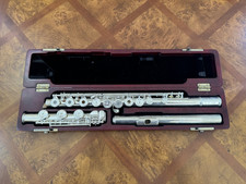 DI ZHAO DZ-700 Sterling Silver Flute in GREAT condition - priced to sell fast