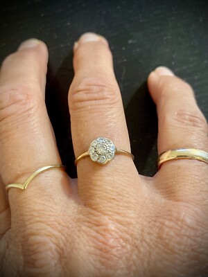 9ct Yellow Gold Cluster Diamonds Ring Daisy Flat