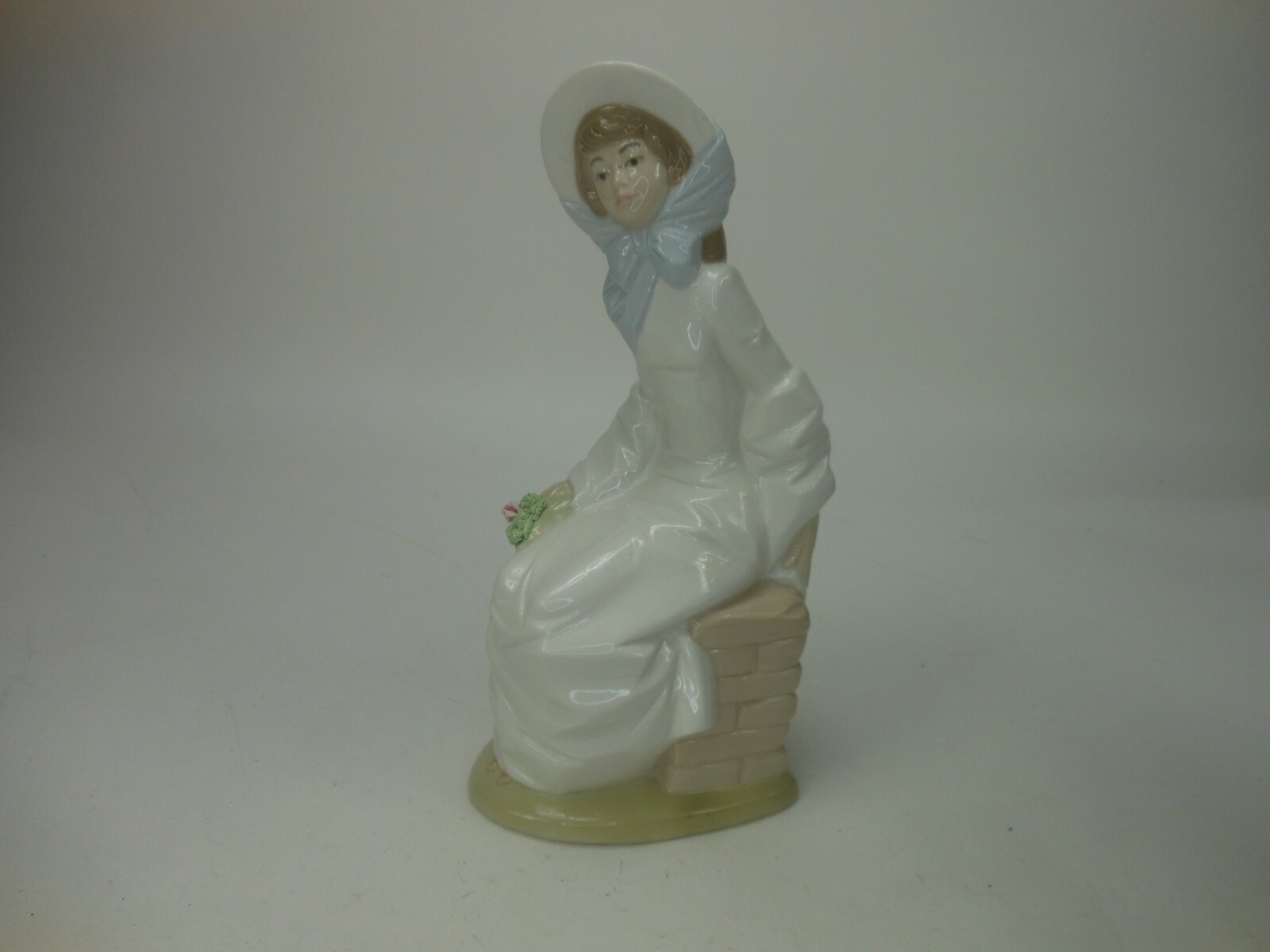 Picture 3 of 9
