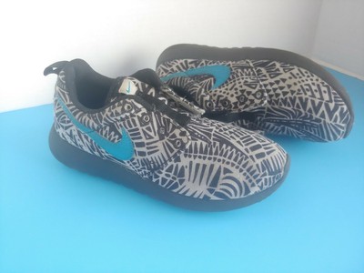 nike roshe run blue black