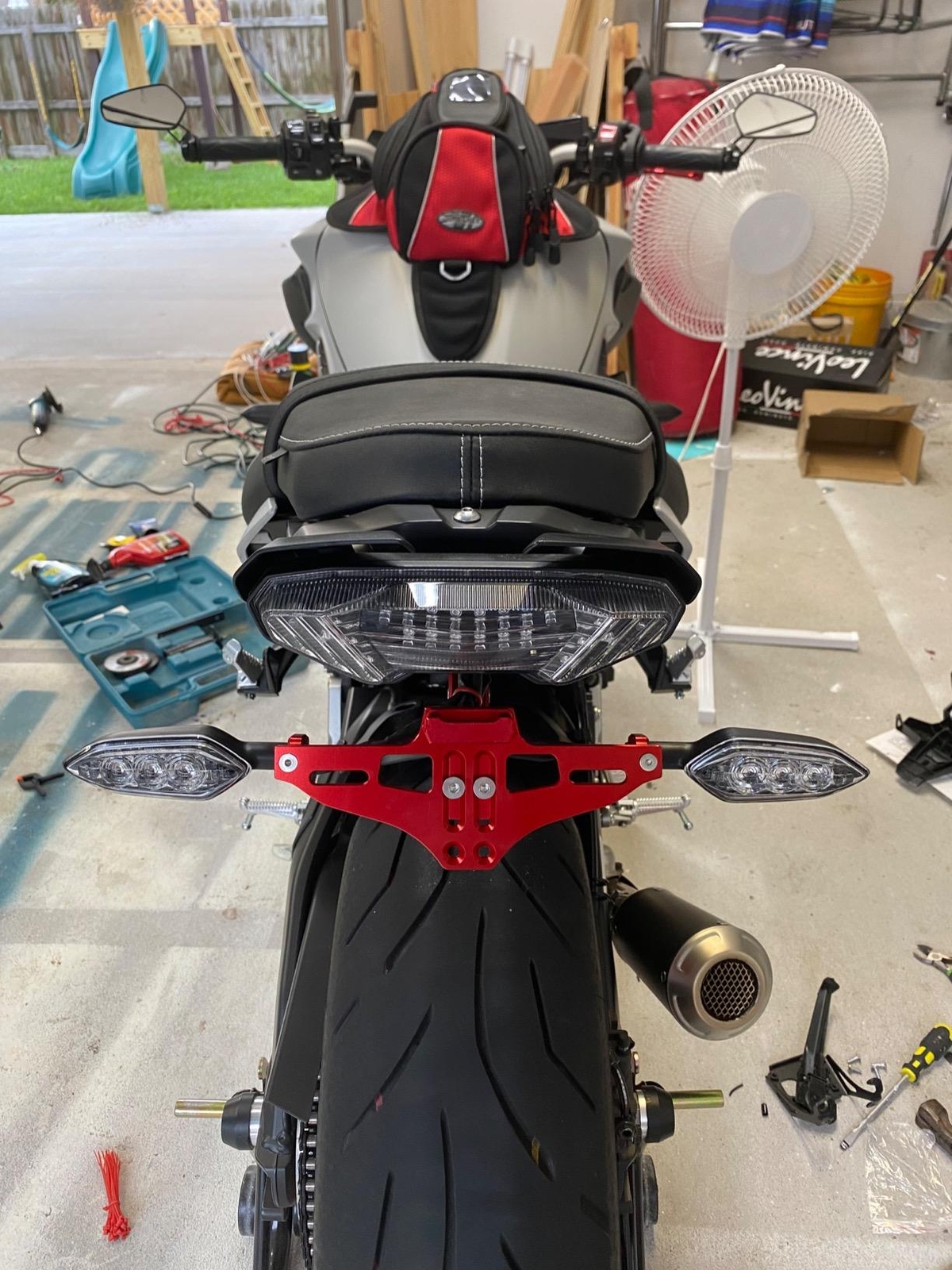 For Yamaha YZF R1 R3 License Plate Holder Bracket Tail Light Fender Eliminator