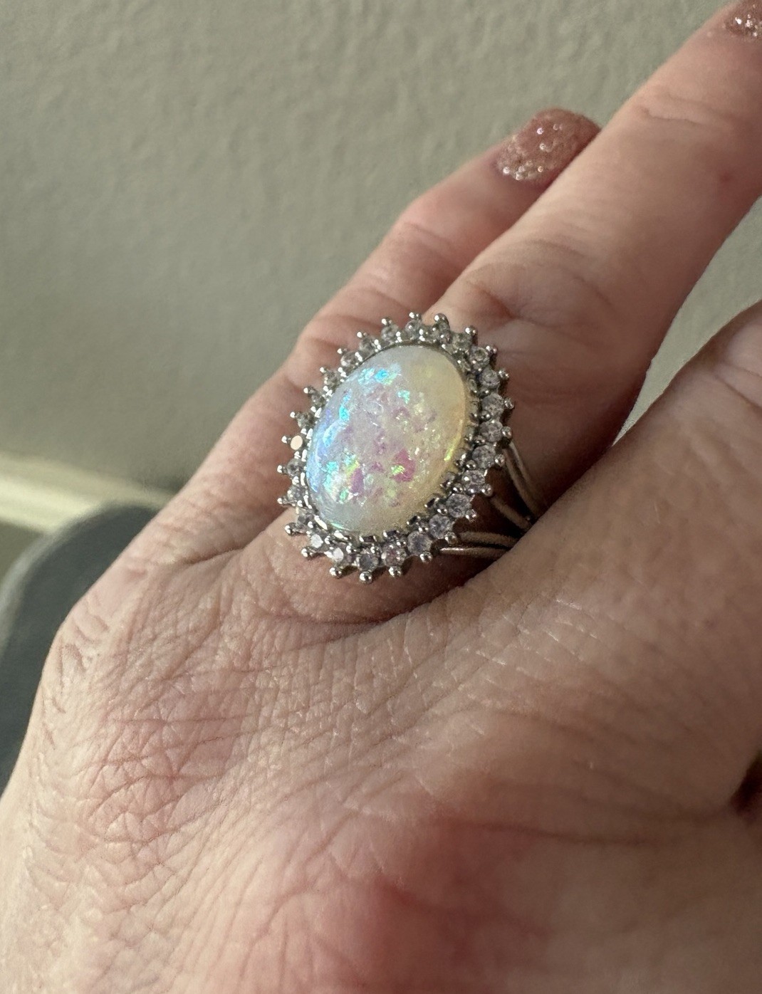 Vintage Opalescent Moonstone Dome Crystal Cocktail Silver Tone  Ring - Size 7