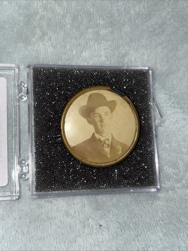 Antique Victorian Mourning Brooch Memorial Frame Photo Pin