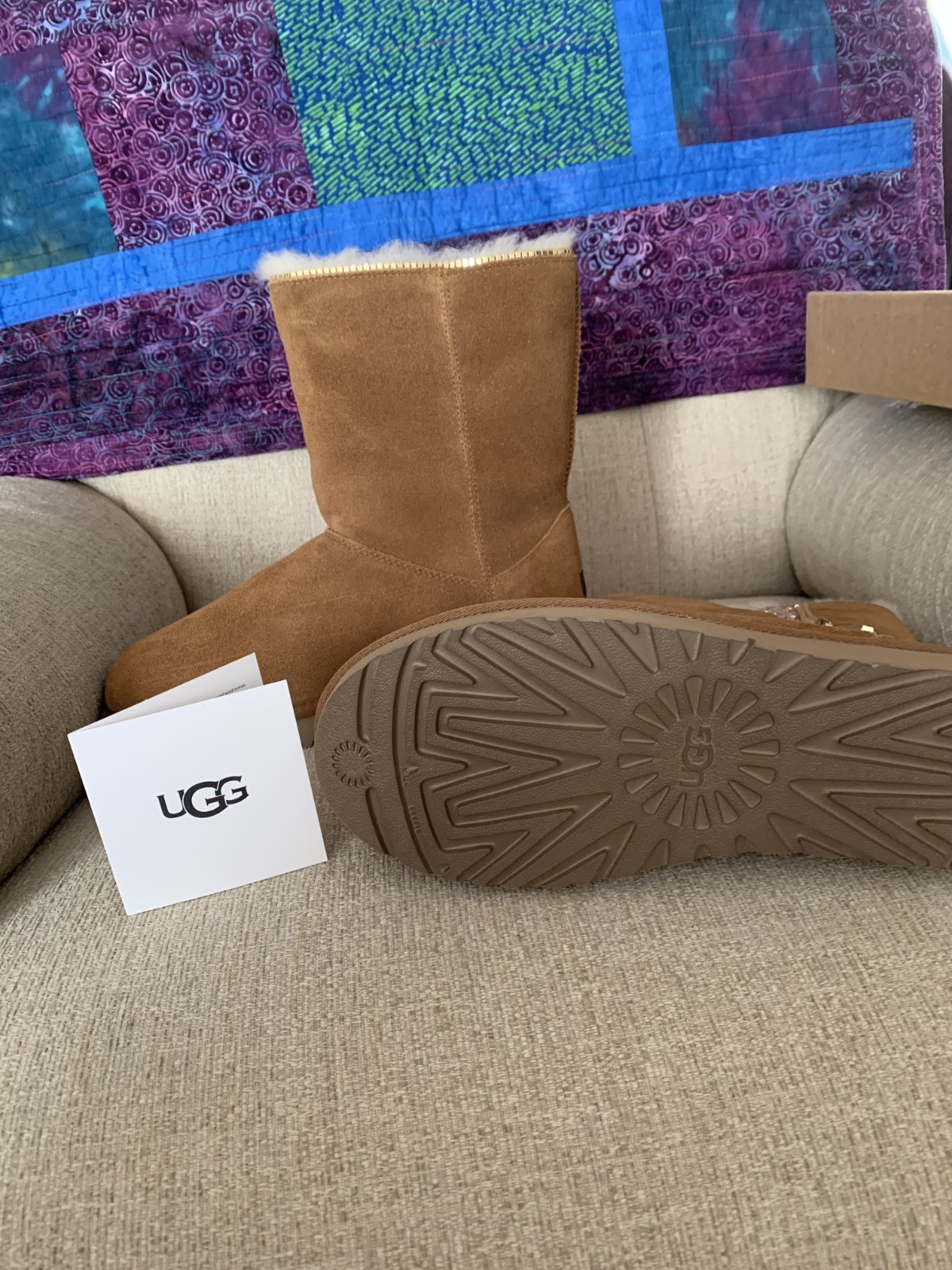 NWB LOVELY RARE UGG CLASSIC ZIP BOOT CHESTNUT EXCLUSIVE SEQUINED  TRIM SIZE 6 image 7