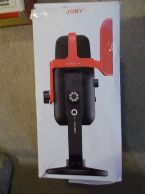 JOBY Wavo POD Pattern Desktop USB Type C Microphone Open Box Color Black/Red